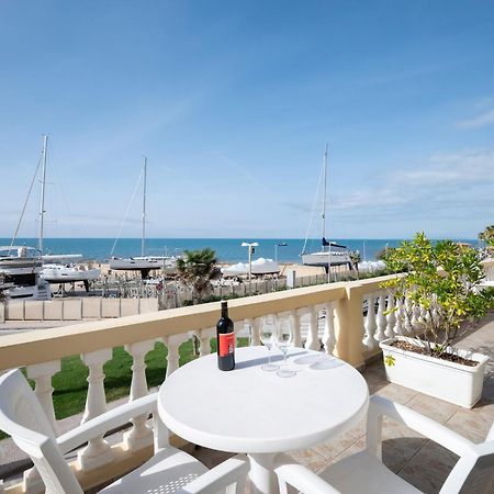 Villa Liberty San Vincenzo Luaran gambar